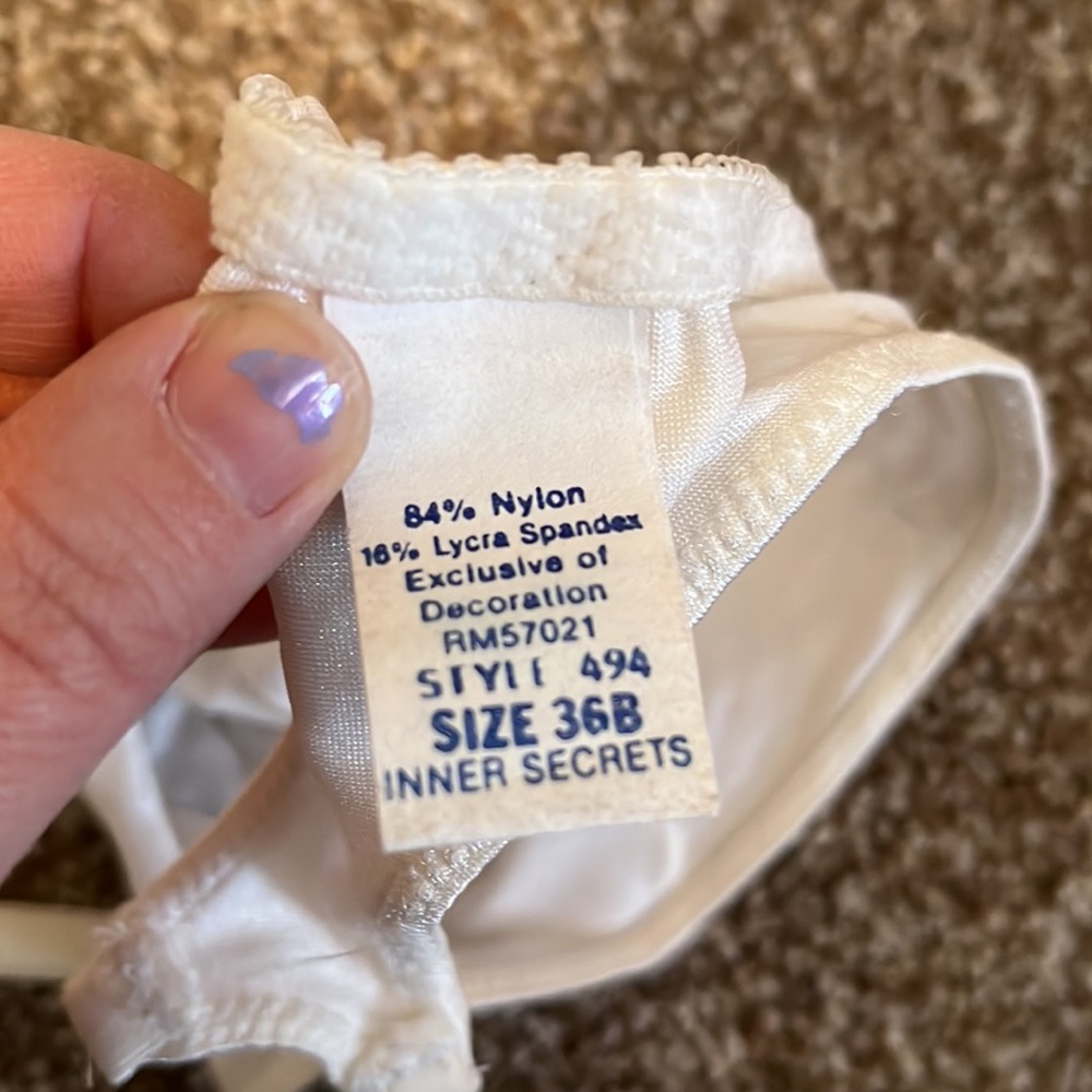Inner Secrets Bra - Picture 3 of 4